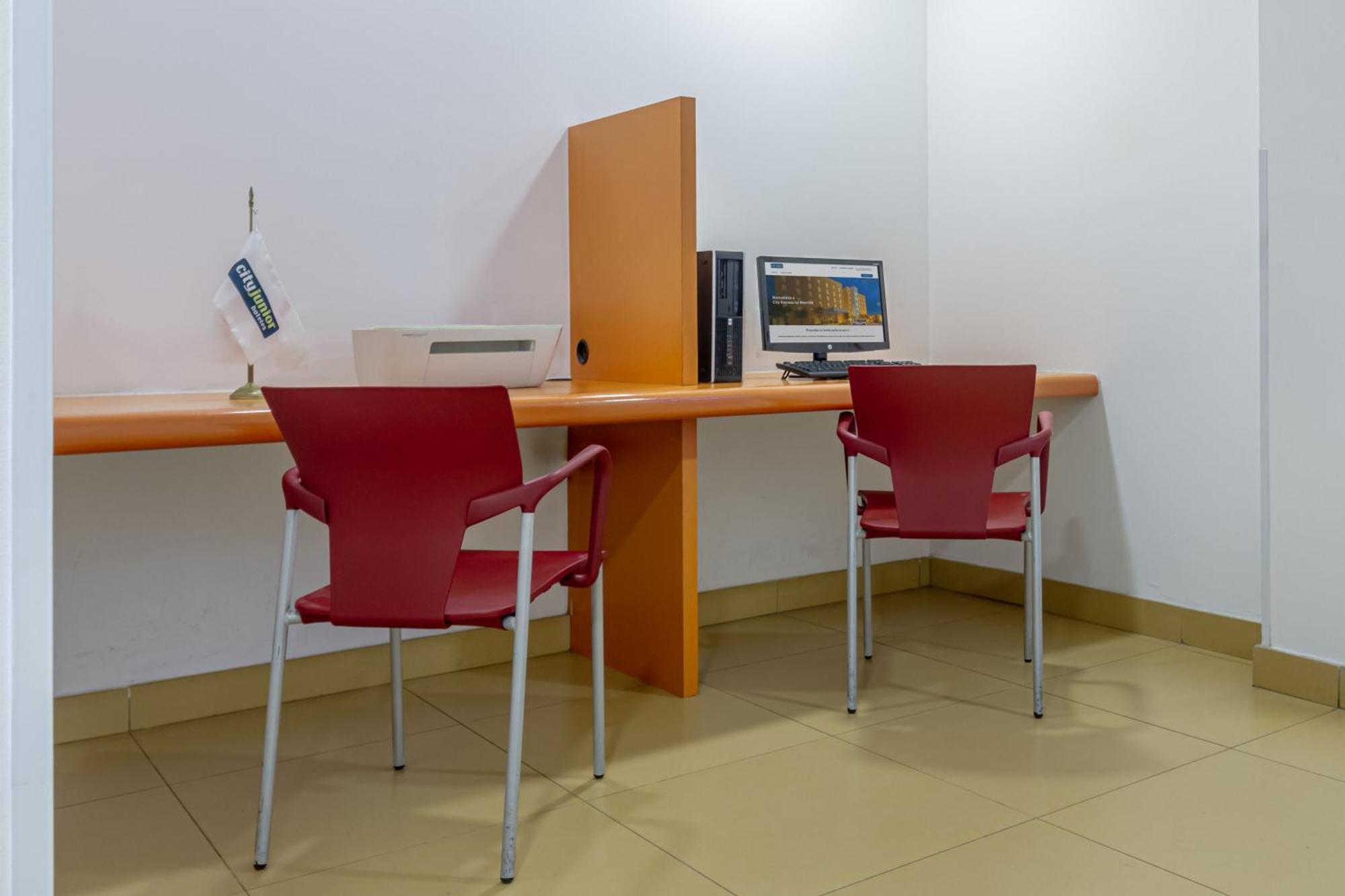 City Express Junior By Marriott Tuxtla Gutierrez Poliforum Exterior photo