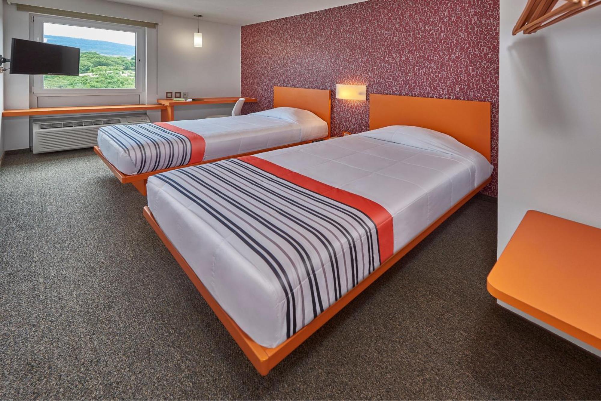 City Express Junior By Marriott Tuxtla Gutierrez Poliforum Exterior photo